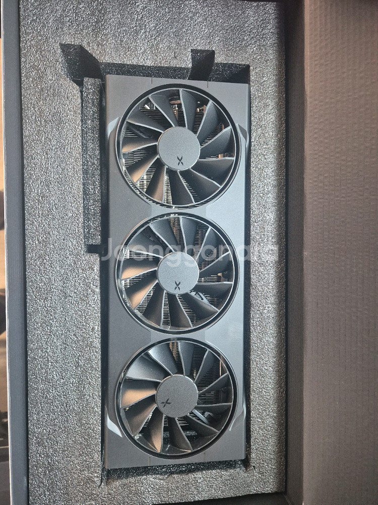 XFX RX9070XT 16G SWIFT 트리플 3팬--0