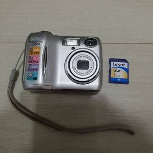니콘 쿨픽스 3200 디카
