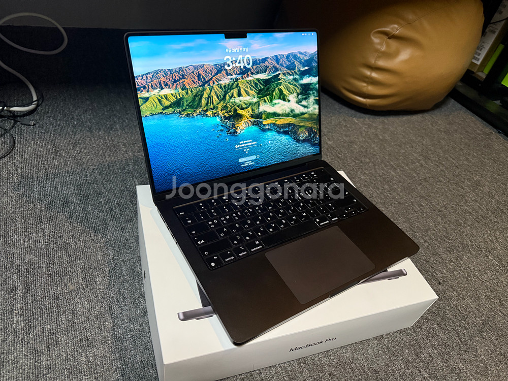 맥북 프로 14 M3 18GB/512GB 스페이스블랙--2