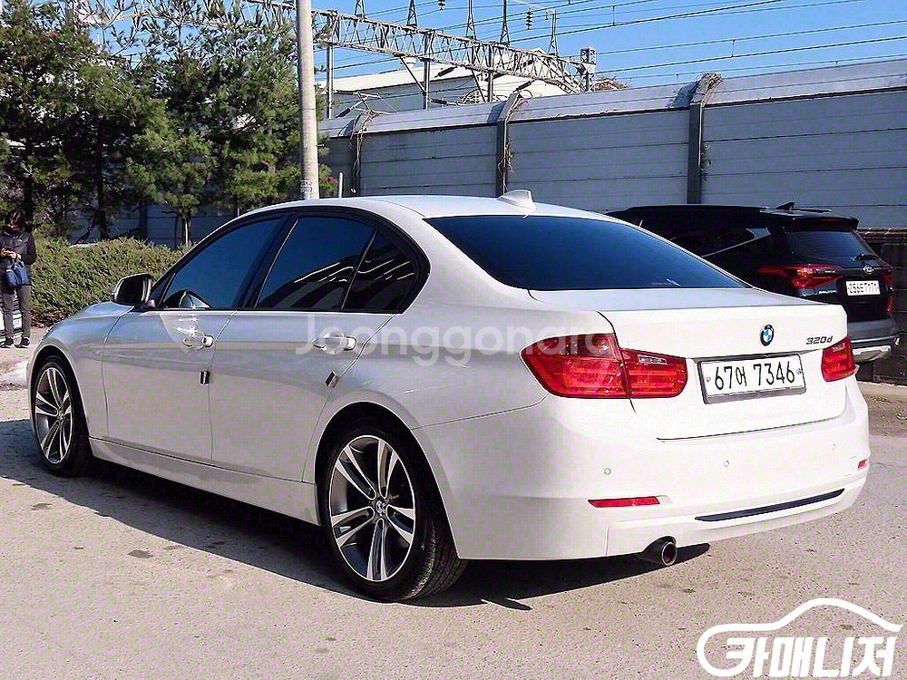 [BMW]3시리즈 (F30) 320d 스포츠 #앱특가--1