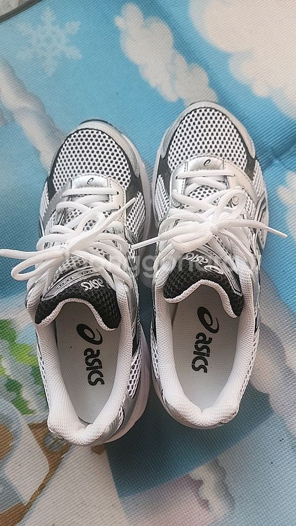 아식스 런닝화 255--0