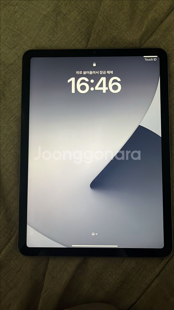 아이패드 에어5 256gb wifi 배터리 93 팝니다--2