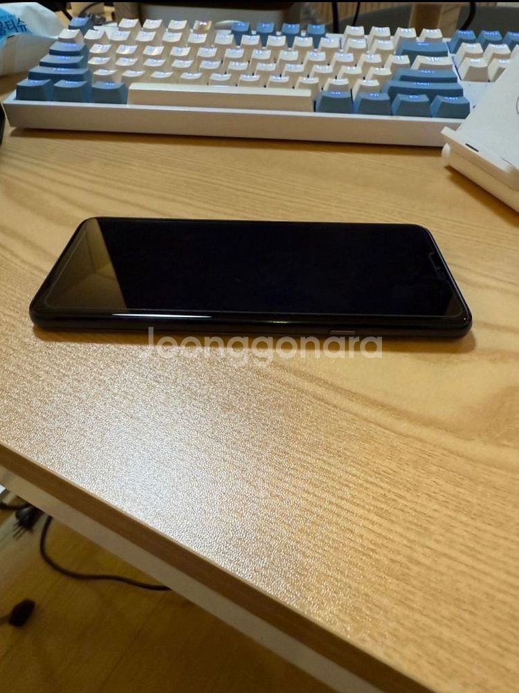 LG G7 ThinQ 64g(외관 S급, 배터리 교체)--0