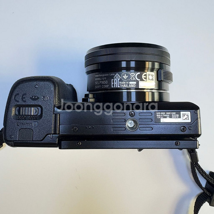 소니 A6000 번들렌즈(16-50)--5