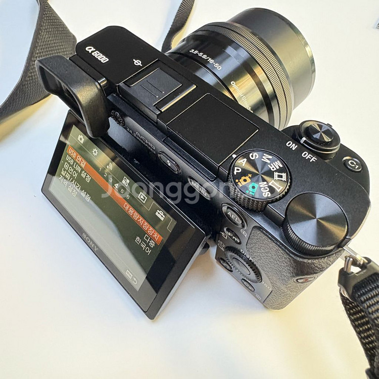 소니 A6000 번들렌즈(16-50)--2