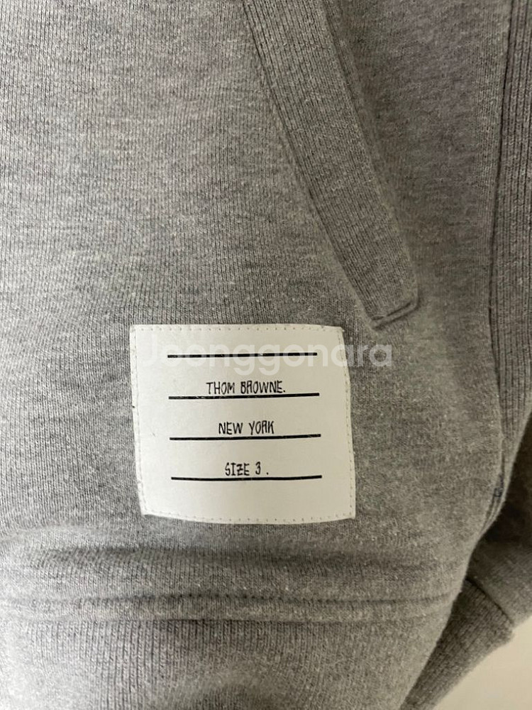 [3] 톰브라운 사선완장 후드집업 그레이--3