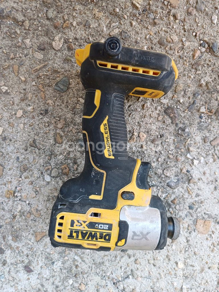 디월트 DCF845 XR 20V MAX 브러쉬리스 임팩--0