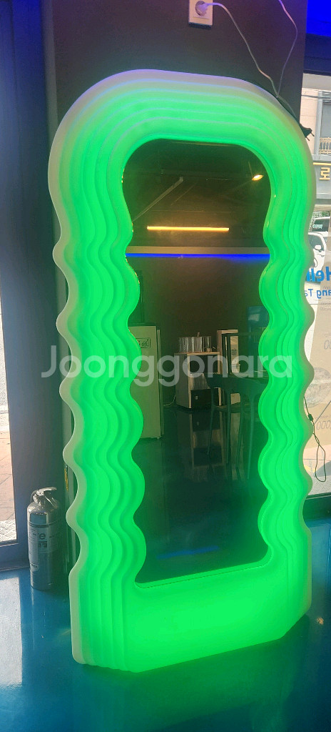LED 물결 거울 스탠드 전신 거울 업소용 인테리어소품--3