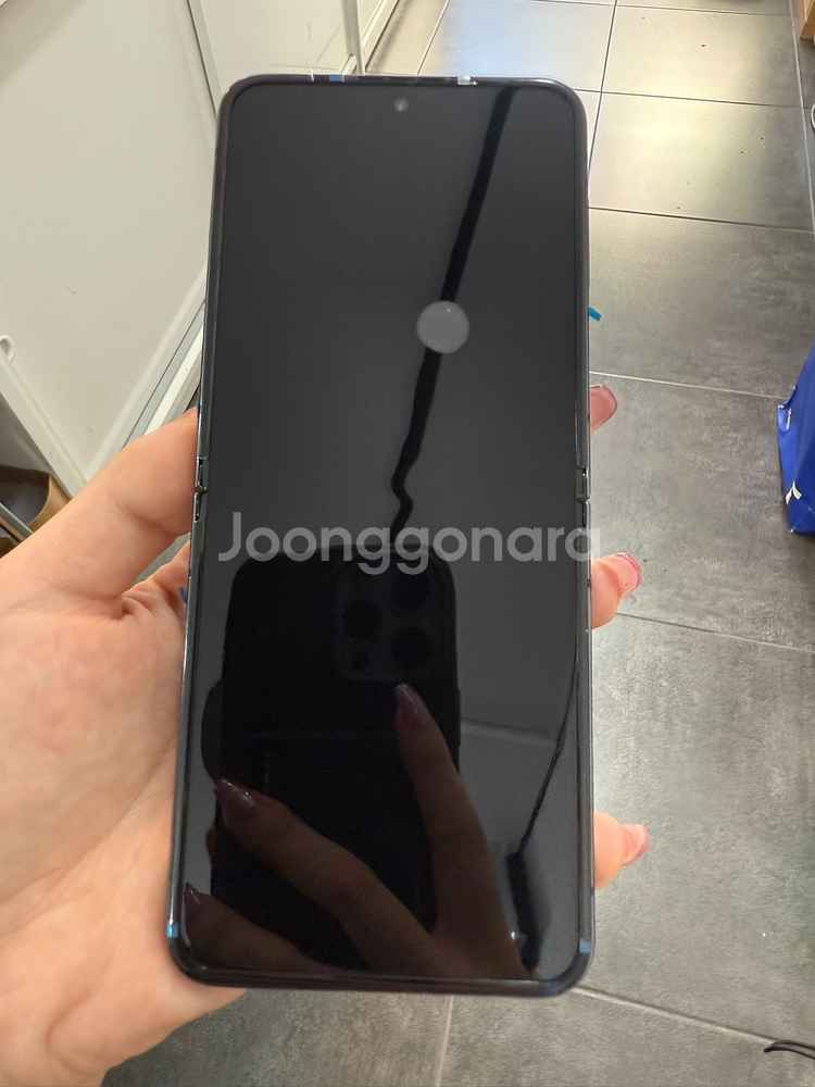 센터판)갤럭시Z플립5 256GB 그라파이트/ Y957--3