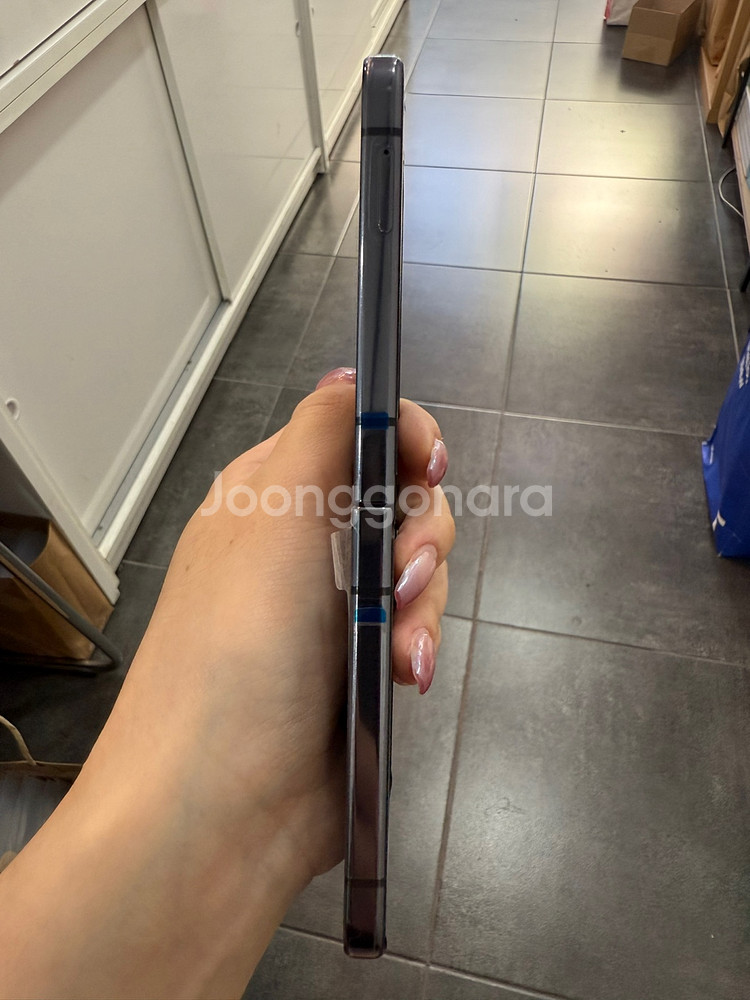 센터판)갤럭시Z플립5 256GB 그라파이트/ Y957--0