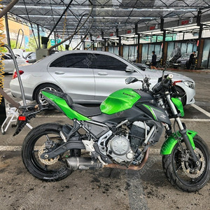 가와사키 z650