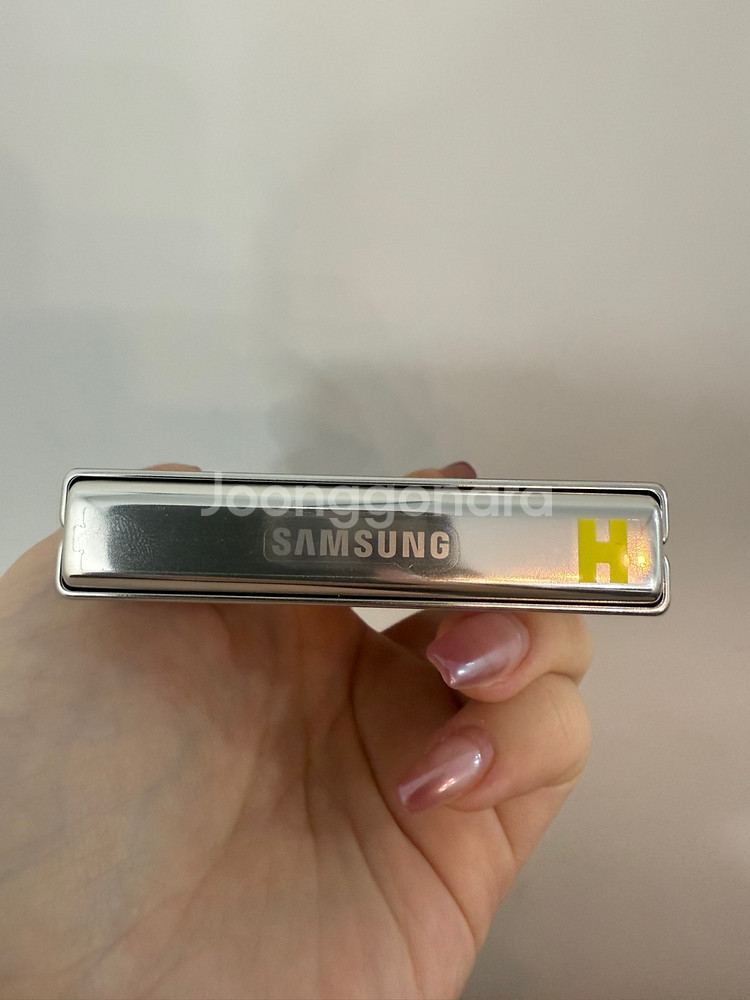 센터수리)갤럭시Z플립5 256GB 크림/ Y958--1