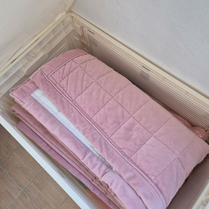 핑크 침대 이불 패드