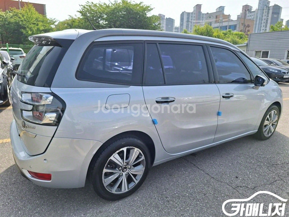 [시트로엥]그랜드 C4 피카소 2.0 B-HDI 인텐시--8