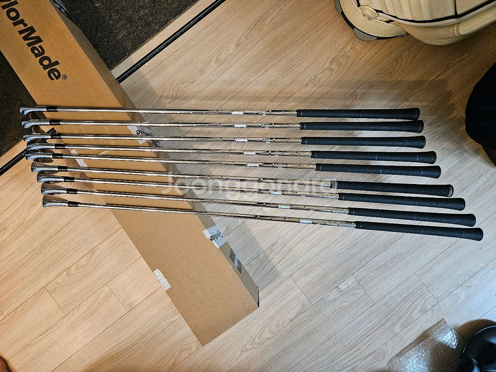 미즈노 JPX800 포지드 아이언 세트 판매합니다--1