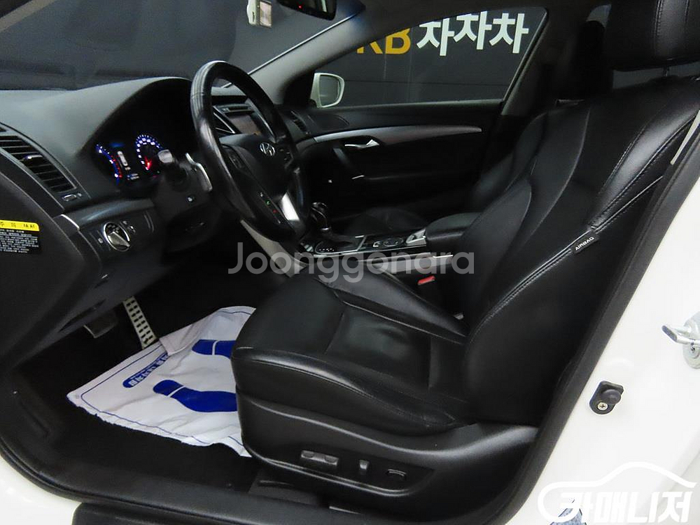 [현대]i40Saloon 1.7 VGT D 스펙 #앱특--1