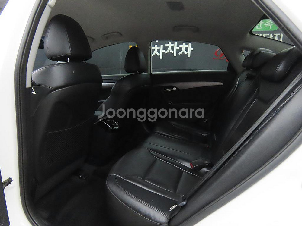 [현대]i40Saloon 1.7 VGT D 스펙 #앱특--4