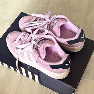 아디다스 캠퍼스 240