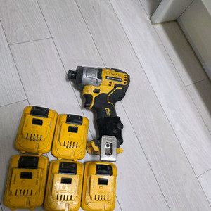 디월트 드릴 배터리 일괄