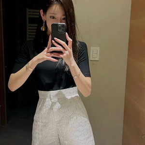 아상 메탈릭엠보 자카드 숏팬츠/가격내림55000원