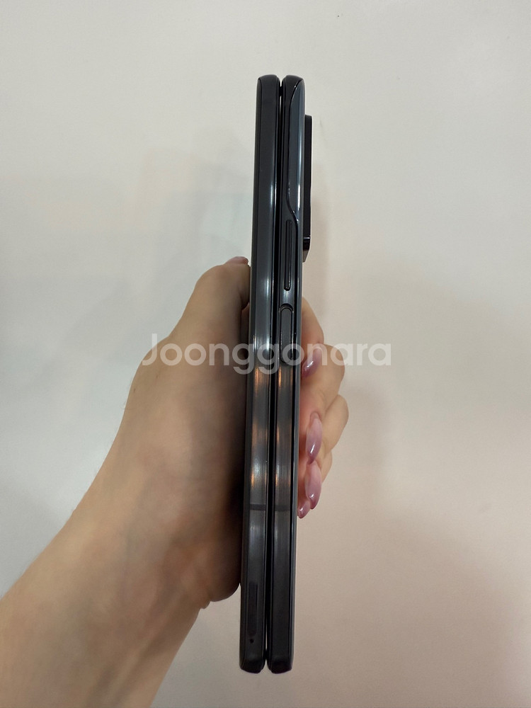 갤럭시Z폴드2 256GB 블랙/ Y963--0