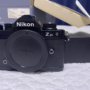 니콘 zfc 블랙 28mm se 에디션 킷,수동렌즈1개