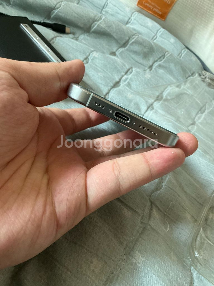 아이폰 15 pro 128 박스 o--3