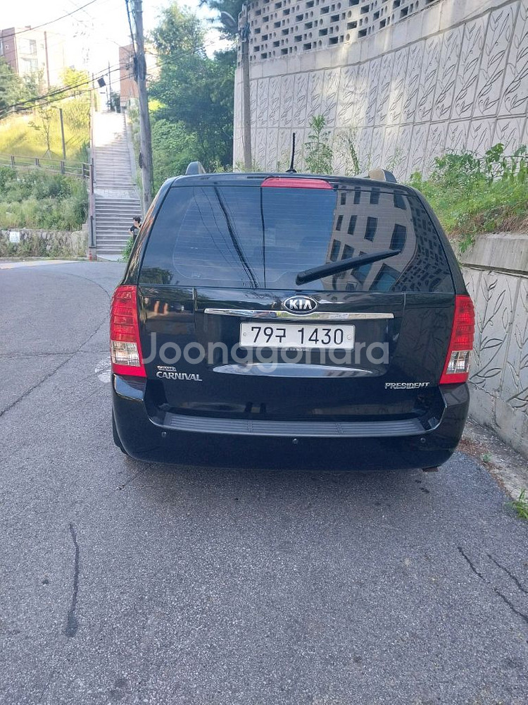 뉴카니발R그랜드 프레지던트--1