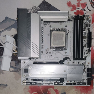 긱바 b650m aorus elite ax ice