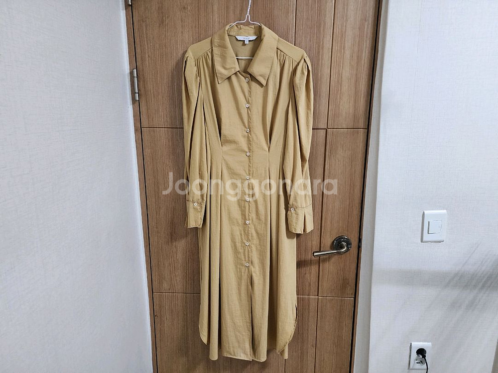 (66)여성 온앤온 벌룬 슬리브 롱 원피스--1