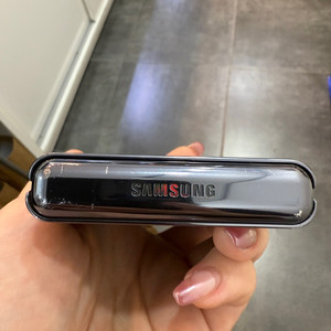 무잔상)갤럭시Z플립 5G 256GB 그레이/ Y968