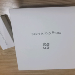 (가격내림)이영애 목주름관리기기 이지클레어넥 미개봉상품