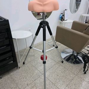 에이플러스 미용삼각대+상반신마네킹 판매합니다~