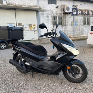 혼다 pcx125 16년 짧은키로수 판매합니다