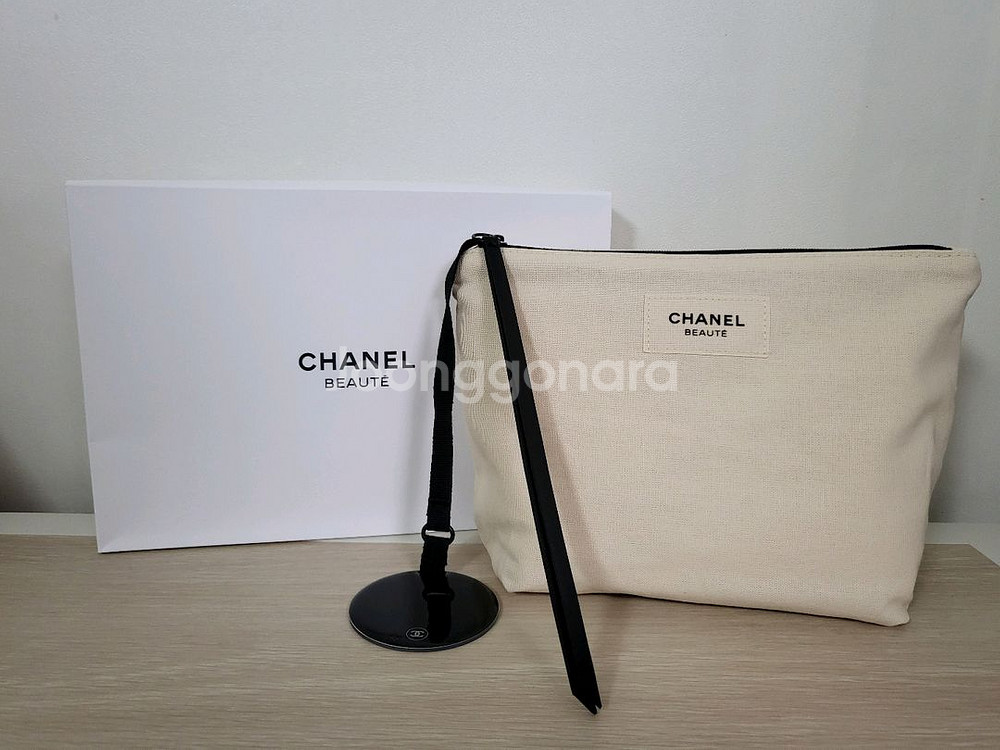 정품) 샤넬 베이지 파우치 (코스메틱)--0