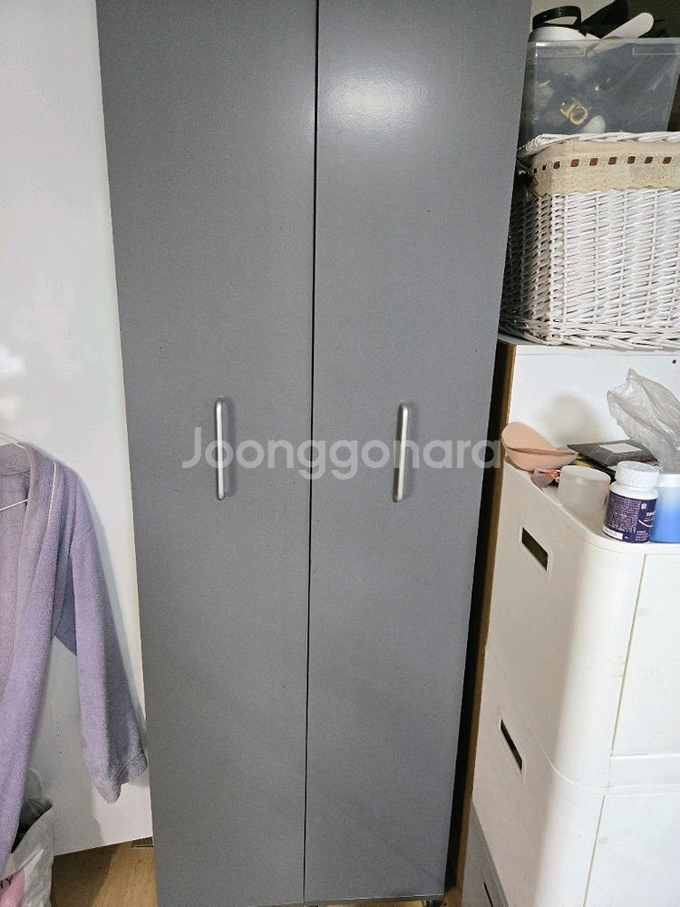 바퀴로 끌어서 한눈에 정리보이고 최강수납력 선반장--0