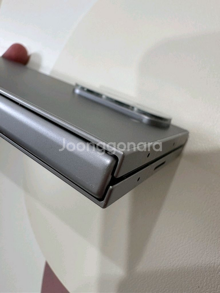 갤럭시Z폴드6 512GB 실버색상 판매합니다.--5