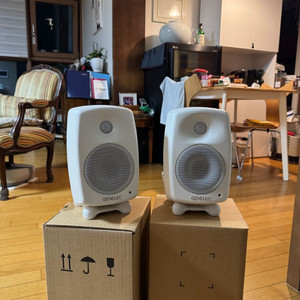 제네렉 8020D 스피커 화이트 풀박 Genelec w
