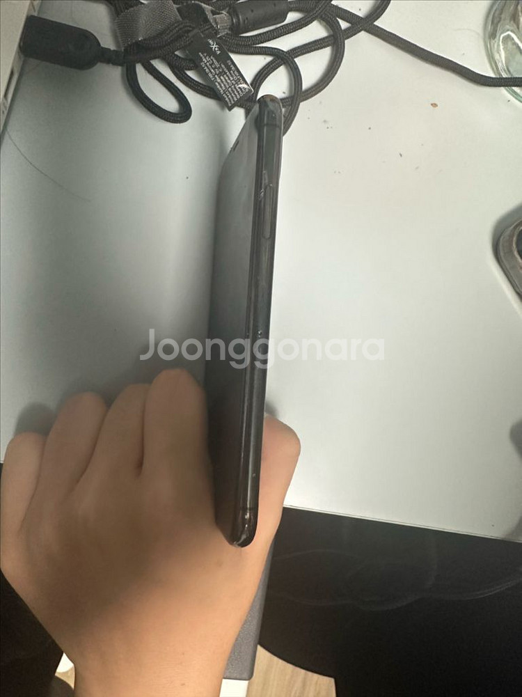 아이폰 xs 잉크 터졌고 터치는 되요 작동은 잘됨--3