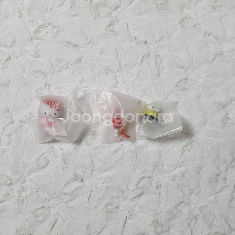 산리오 캐릭터즈 초밥(스시) 가챠 피규어 판매--1