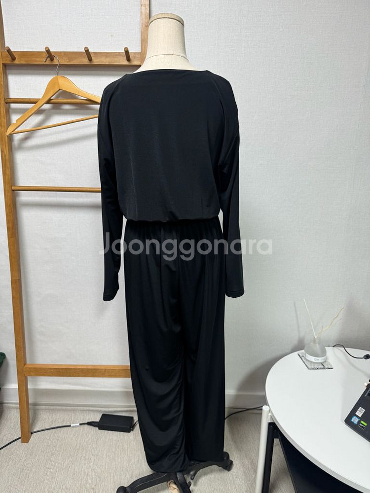 귀여운 단추 여름 블랙 맥시 점프수트--2