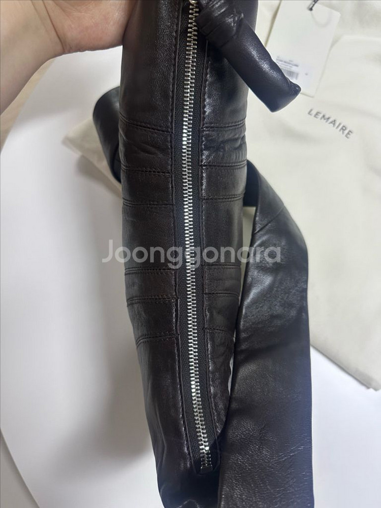 르메르 크루아상 소프트 나파 가죽백 스몰 다크초코릿--2
