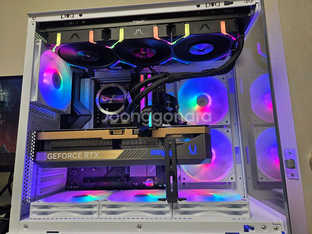 9800x3d, x870 wifi, 2tb, 5080--1