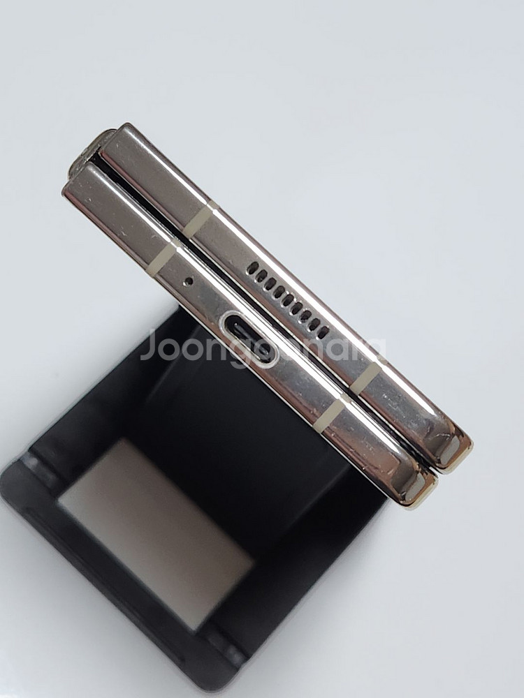 갤럭시Z폴드5 512G 무잔상 크림 53778--6