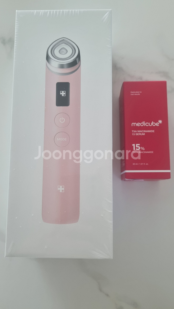 메디큐브 에이지알 부스터프로--0