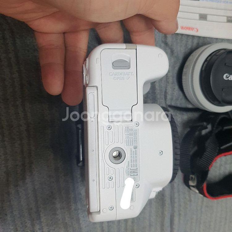 캐논 200d 화이트 더블렌즈킷--7