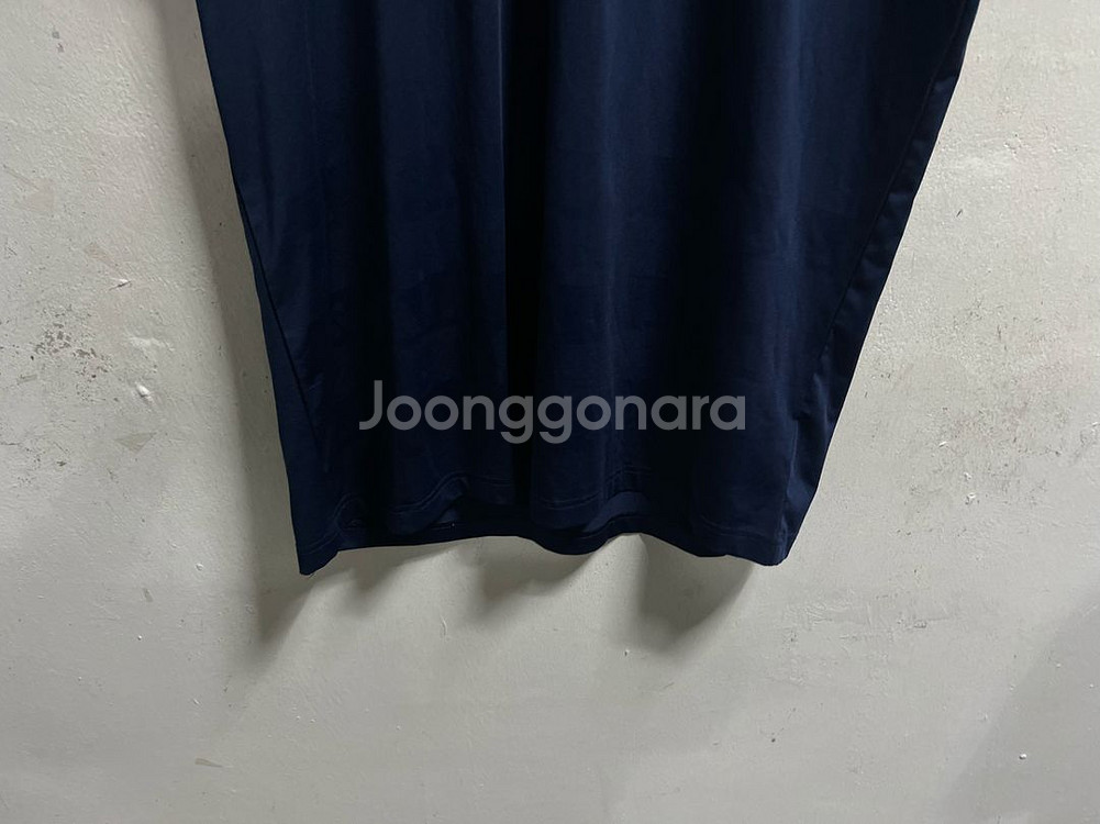 110 아디다스 기능성 스판 반팔티--2