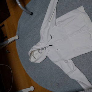 디스커버리 하얀 후드집업 2xl