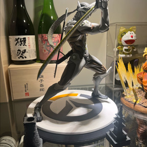 오버워치 겐지 피규어 (신품급)