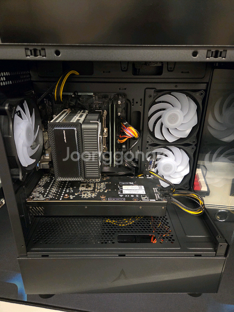 i7-10700F/3070TI PC 본체 팝니다--3